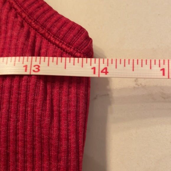 Lululemon Rust/red ribbed Tank size 4 - Picture 3 of 9